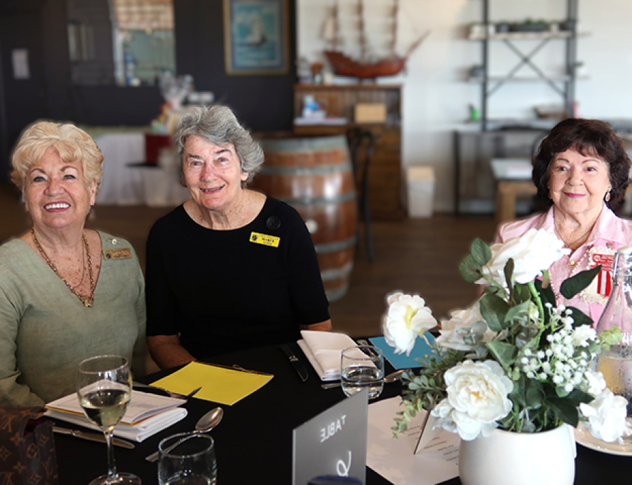 Wide Bay Region Past Presidents lunch participants.